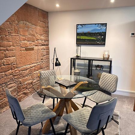 The Engine House At Dixons Chimney Near Carlisle Castle Unique Historic Apartment With 65 Inch Sky Glass And Private Parking Exterior photo