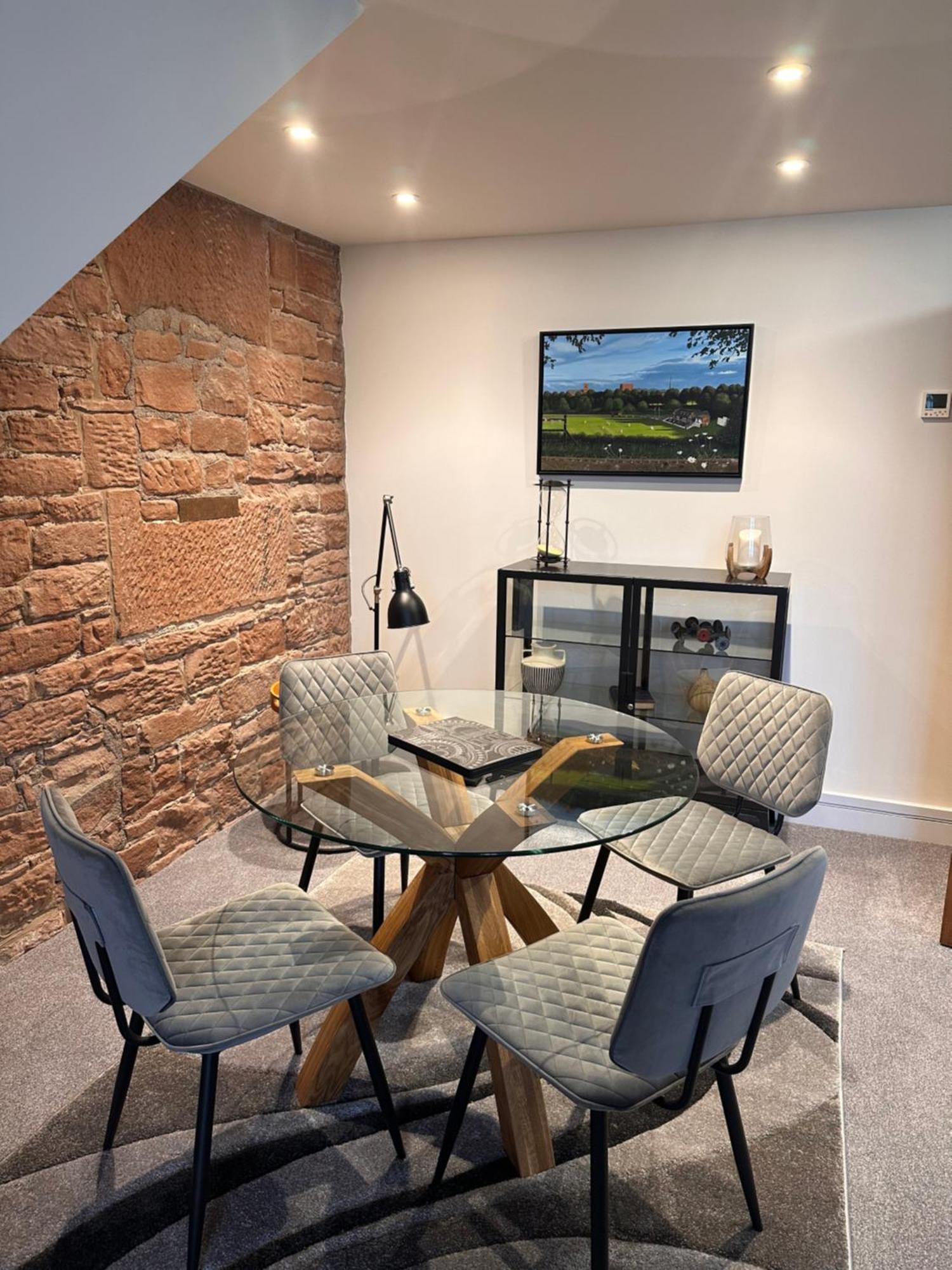 The Engine House At Dixons Chimney Near Carlisle Castle Unique Historic Apartment With 65 Inch Sky Glass And Private Parking Exterior photo